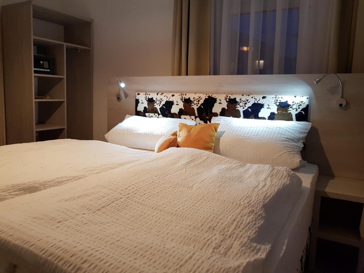 Arthotel Bad Pyrmont Bagian luar foto